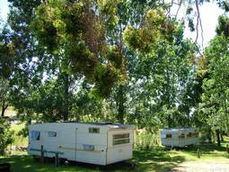 Our two 6 berth retro onsite caravans at Grmapians Paradise Camping and Caravan Parkland